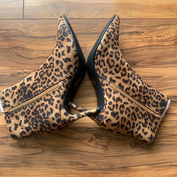 Leopard print Print heeled booties 9 - Picture 7 of 7